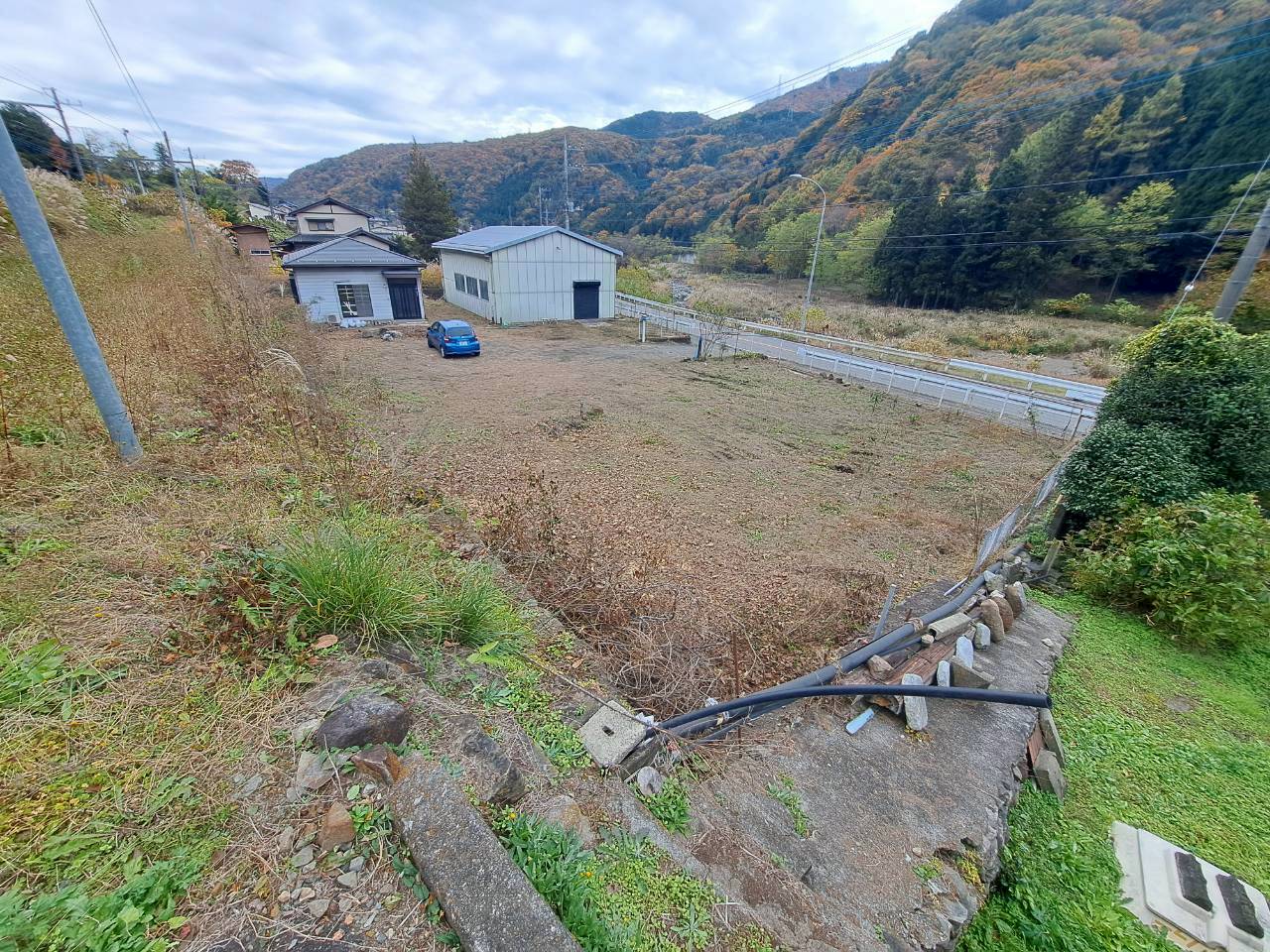 大月市笹子売地